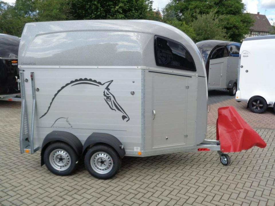 Böckmann Pferdeanhänger Champion R Sattelkammer Aluboden - Prikolica za konje: slika 2 Böckmann Pferdeanhänger Champion R Sattelkammer Aluboden - Prikolica za konje: slika 2