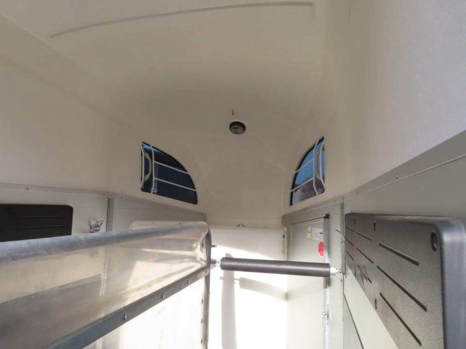 Böckmann, Pferdeanhänger, Champion R, top, SaKa. 100 km/h - Prikolica za konje: slika 5 Böckmann, Pferdeanhänger, Champion R, top, SaKa. 100 km/h - Prikolica za konje: slika 5