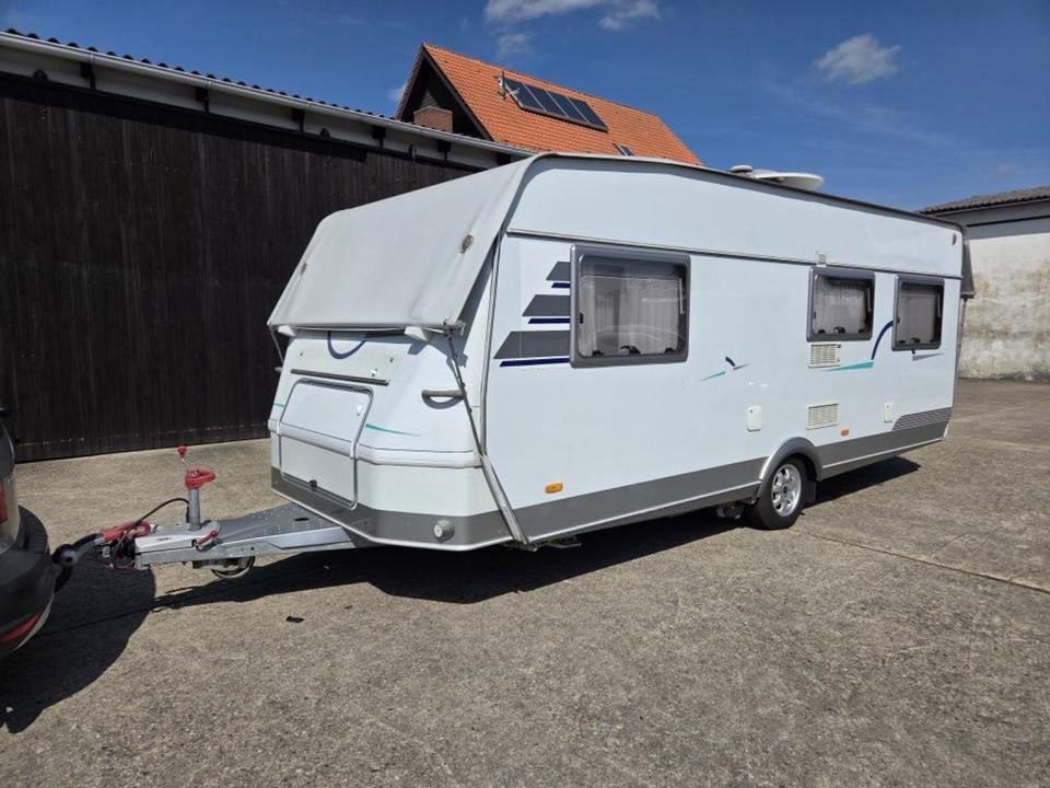 Wohnwagen Hymer Top Ausstattung Mover Vohrzelt 4x Schlafplätze WC - Kamp prikolica: slika 2 Wohnwagen Hymer Top Ausstattung Mover Vohrzelt 4x Schlafplätze WC - Kamp prikolica: slika 2