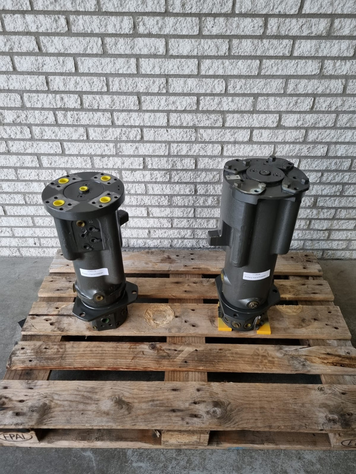 SENNEBOGEN Rotary union / Centrale doorvoer 113604 / 034570 - Hidraulika za Bager za obradu otpada/ Industrije: slika 2 SENNEBOGEN Rotary union / Centrale doorvoer 113604 / 034570 - Hidraulika za Bager za obradu otpada/ Industrije: slika 2