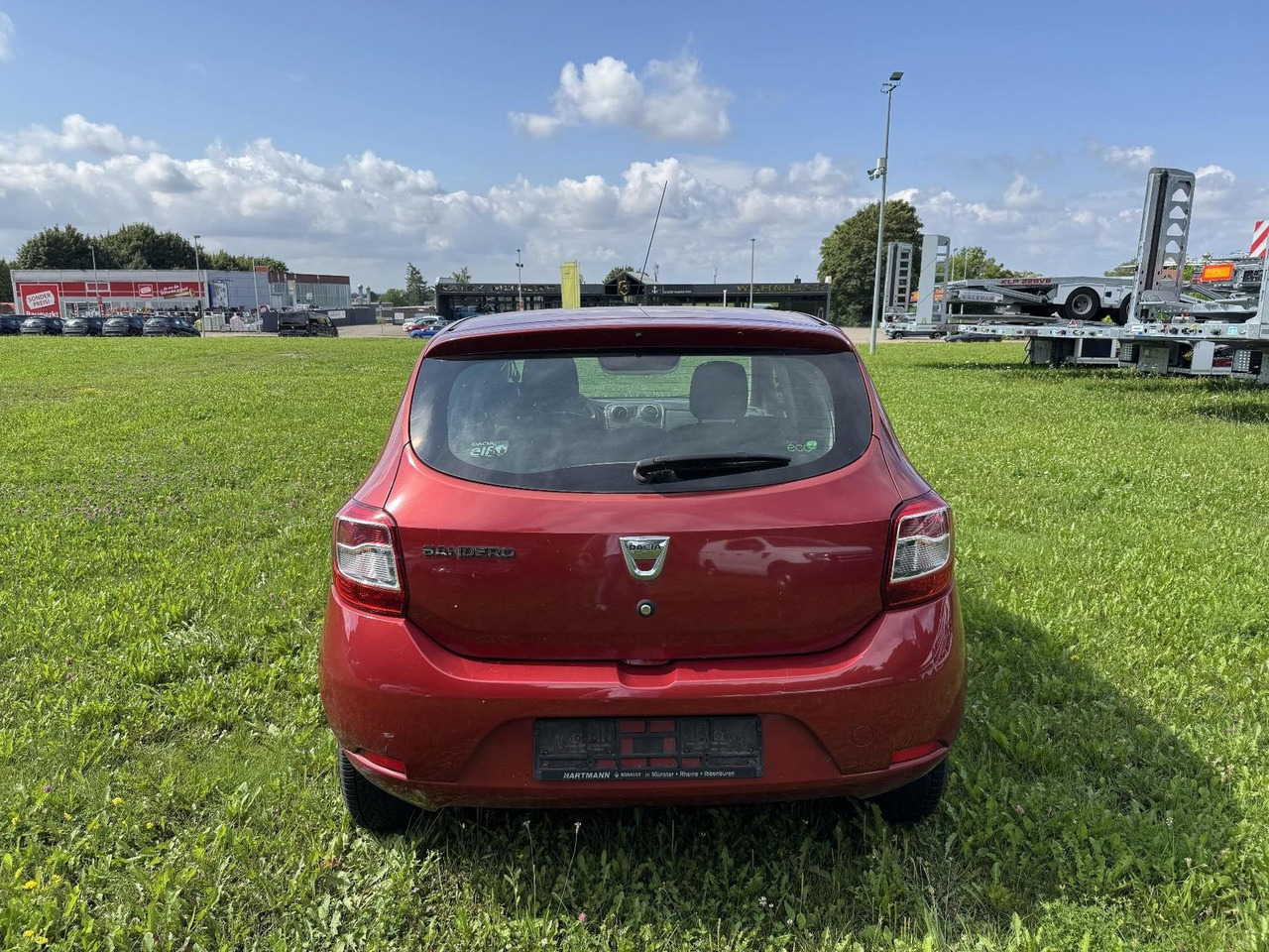 Dacia Sandero TCe90 Laureate +STEUERKETTE RASSELT+ - Limuzina: slika 4 Dacia Sandero TCe90 Laureate +STEUERKETTE RASSELT+ - Limuzina: slika 4