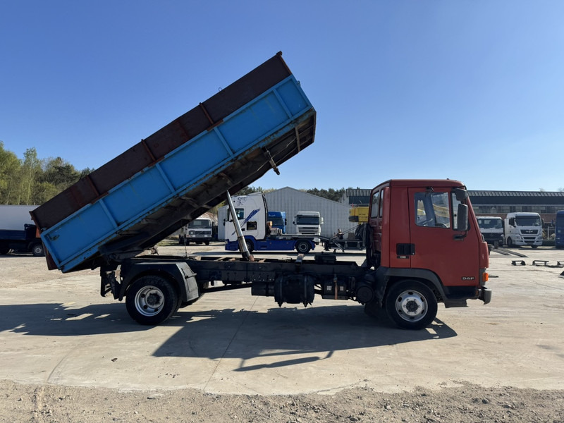DAF 45 ATI 160 (FULL STEEL SUSPENSION / MANUAL PUMP / EURO 2) - Istovarivač: slika 4 DAF 45 ATI 160 (FULL STEEL SUSPENSION / MANUAL PUMP / EURO 2) - Istovarivač: slika 4