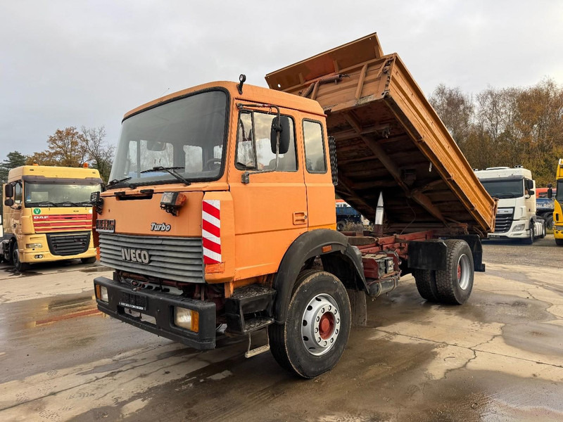 Iveco Turbostar 190 - 30 (BIG AXLE & STEEL SUSPENSION / GRAND PONT & LAMES / 6 CYLINDER WITH RADIATOR) - Istovarivač: slika 1 Iveco Turbostar 190 - 30 (BIG AXLE & STEEL SUSPENSION / GRAND PONT & LAMES / 6 CYLINDER WITH RADIATOR) - Istovarivač: slika 1