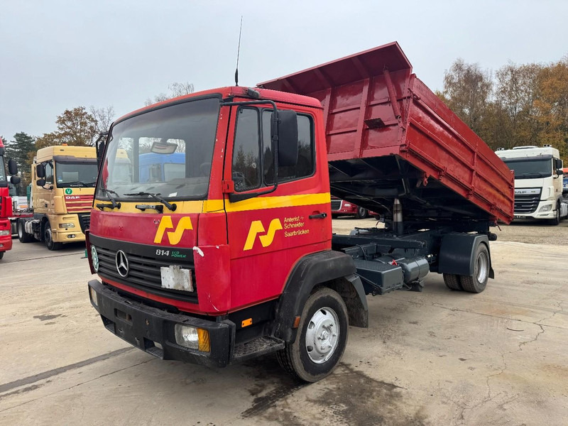Mercedes-Benz SK 814 (FULL STEEL SUSPENSION / MANUAL GEARBOX / 3-SIDE TIPPER) - Istovarivač: slika 1 Mercedes-Benz SK 814 (FULL STEEL SUSPENSION / MANUAL GEARBOX / 3-SIDE TIPPER) - Istovarivač: slika 1