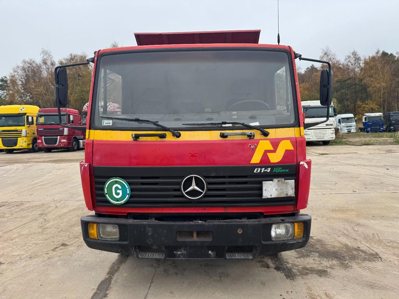 Mercedes-Benz SK 814 (FULL STEEL SUSPENSION / MANUAL GEARBOX / 3-SIDE TIPPER) - Istovarivač: slika 2 Mercedes-Benz SK 814 (FULL STEEL SUSPENSION / MANUAL GEARBOX / 3-SIDE TIPPER) - Istovarivač: slika 2