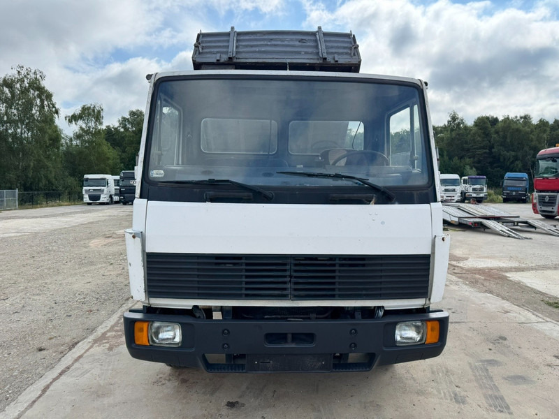 Mercedes-Benz SK 914 (6 CYLINDER / MANUAL PUMP / WITH HELPER / AUXILIARY / STEEL SUSPENSION) - Istovarivač: slika 2 Mercedes-Benz SK 914 (6 CYLINDER / MANUAL PUMP / WITH HELPER / AUXILIARY / STEEL SUSPENSION) - Istovarivač: slika 2