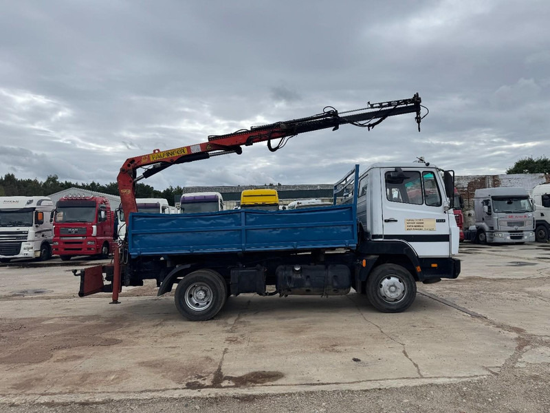 Mercedes-Benz SK 917 (STEEL SUSPENSION / PARLFINGER CRANE / AUXILIARY / 6 CYLINDER WITH MANUAL PUMP) - Istovarivač, Kamion sa dizalicom: slika 4 Mercedes-Benz SK 917 (STEEL SUSPENSION / PARLFINGER CRANE / AUXILIARY / 6 CYLINDER WITH MANUAL PUMP) - Istovarivač, Kamion sa dizalicom: slika 4