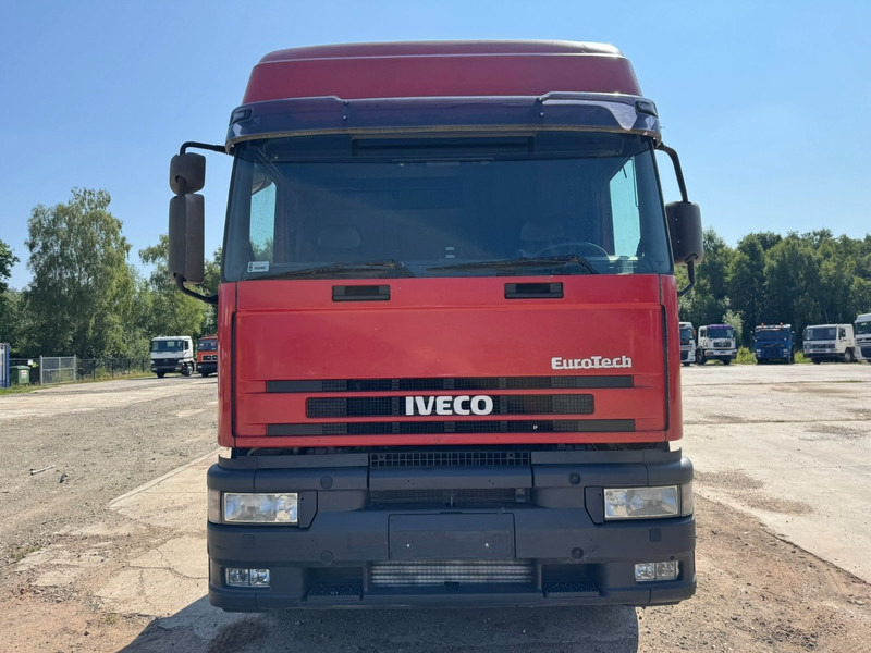 Iveco Eurotech 440 E 43 (MANUAL GEARBOX / BOITE MANUELLE) - Tegljač: slika 2 Iveco Eurotech 440 E 43 (MANUAL GEARBOX / BOITE MANUELLE) - Tegljač: slika 2