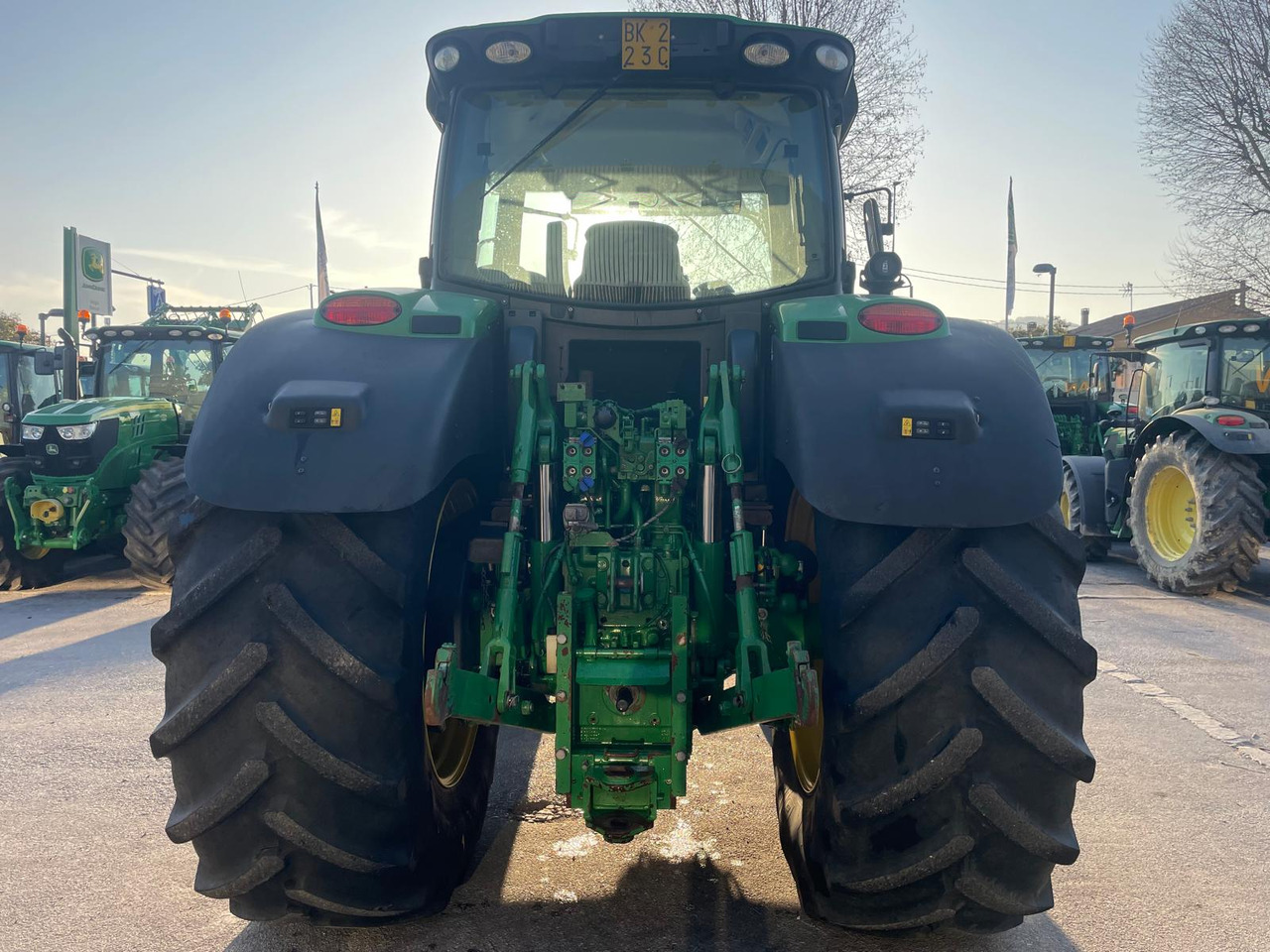 JOHN DEERE 6190 R - Traktor: slika 4 JOHN DEERE 6190 R - Traktor: slika 4