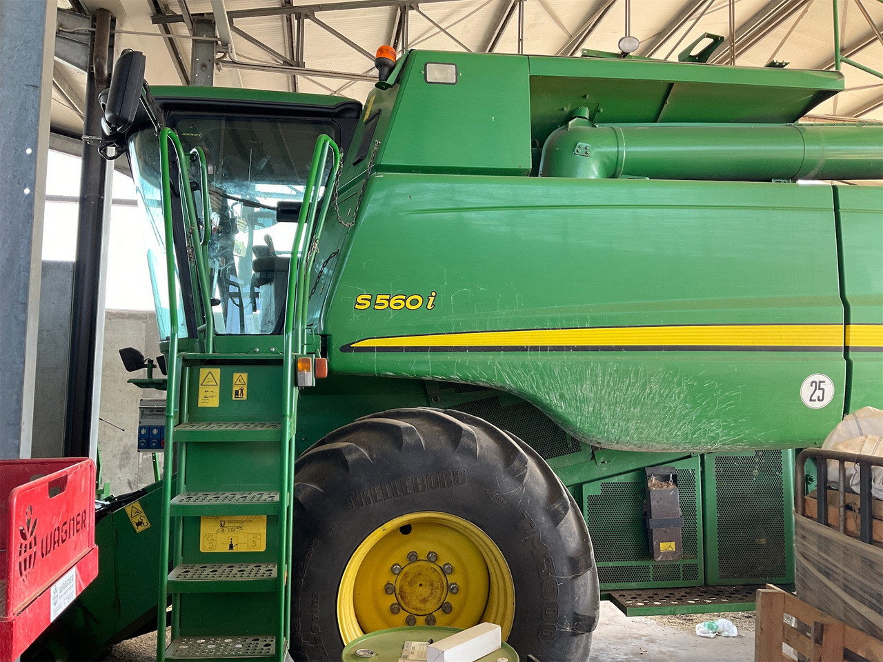 JOHN DEERE MIETITREBBIA S 560 - Kombinovani kombajn: slika 3 JOHN DEERE MIETITREBBIA S 560 - Kombinovani kombajn: slika 3