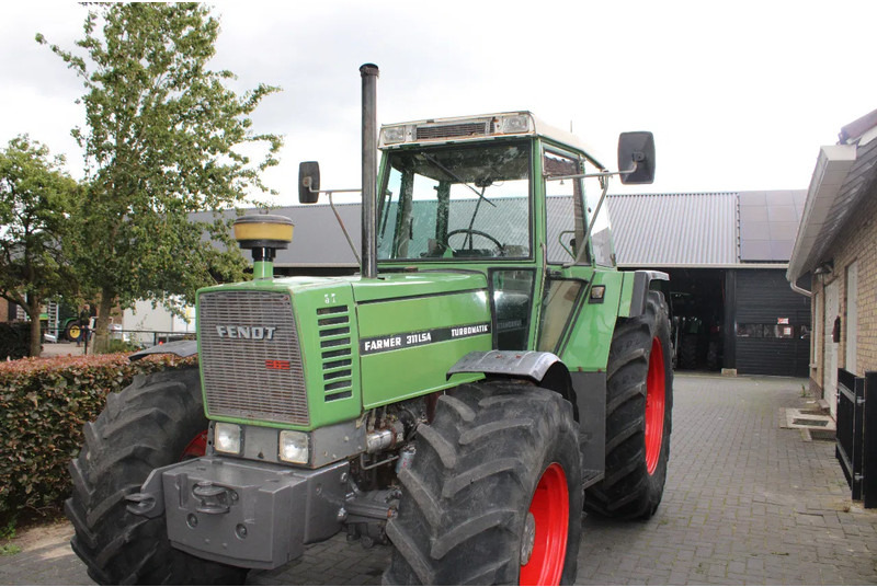 Fendt 311 LSA - Traktor: slika 4 Fendt 311 LSA - Traktor: slika 4