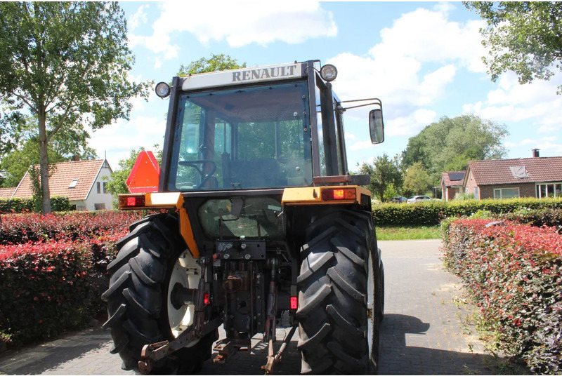 Renault 80-12 - Traktor: slika 4 Renault 80-12 - Traktor: slika 4
