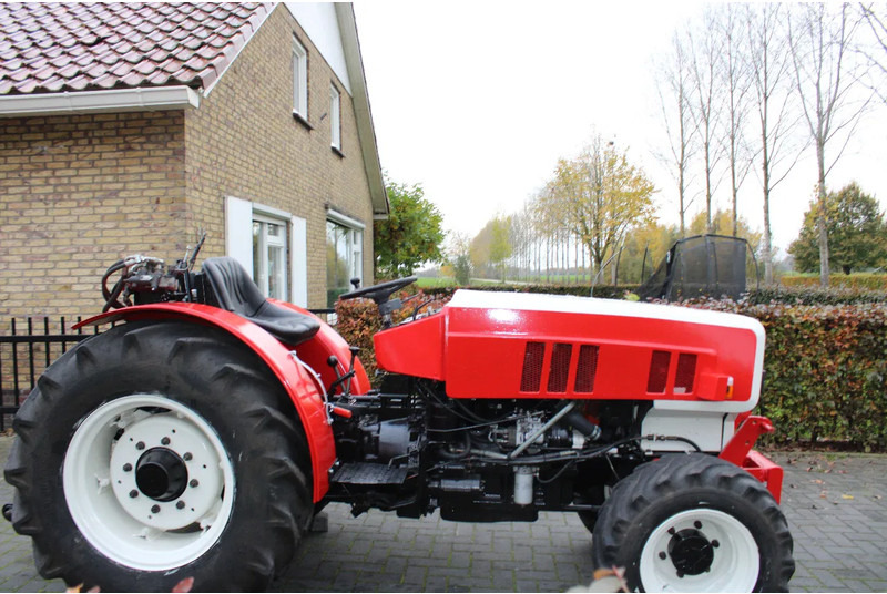 Steyr 8075 AS - Traktor: slika 2 Steyr 8075 AS - Traktor: slika 2