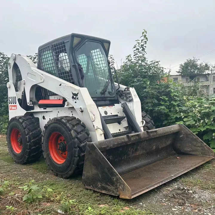 100%Ready Bobcat S300 Well Sold Most Famous Brand High Quality Bobcat S300 Skid Steer Loader for Sale - Mini utovarivač: slika 1 100%Ready Bobcat S300 Well Sold Most Famous Brand High Quality Bobcat S300 Skid Steer Loader for Sale - Mini utovarivač: slika 1