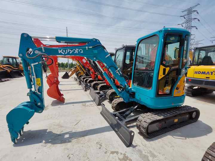 2Ton Used Micro Excavator High Quality Second-hand Diggers Used Excavators Kubota U25 Excavator for Sale - Mini bager: slika 4 2Ton Used Micro Excavator High Quality Second-hand Diggers Used Excavators Kubota U25 Excavator for Sale - Mini bager: slika 4