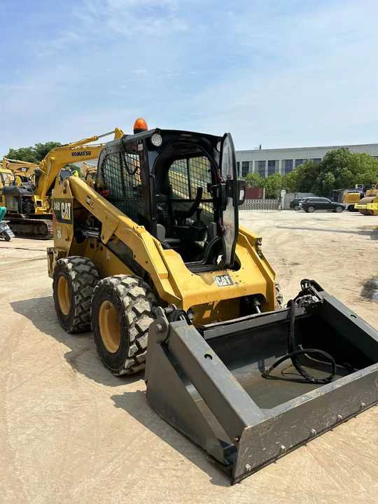 90% New Front Loader Tractor CAT 246D Skid Steer Loader / Used Cat 226B 246C 246d Mini Skid Steer Loader in Stock - Mini utovarivač: slika 4 90% New Front Loader Tractor CAT 246D Skid Steer Loader / Used Cat 226B 246C 246d Mini Skid Steer Loader in Stock - Mini utovarivač: slika 4