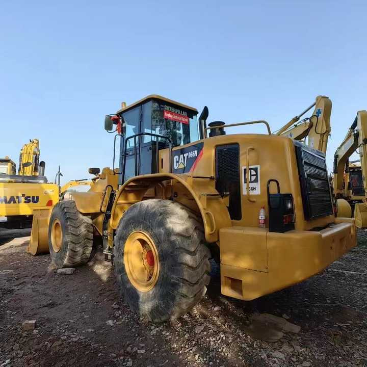 Affordable Used Caterpillar 966H Front-End Loader - Low Hours, Ready-to-Ship Globally - Utovarivač točkaš: slika 3 Affordable Used Caterpillar 966H Front-End Loader - Low Hours, Ready-to-Ship Globally - Utovarivač točkaš: slika 3