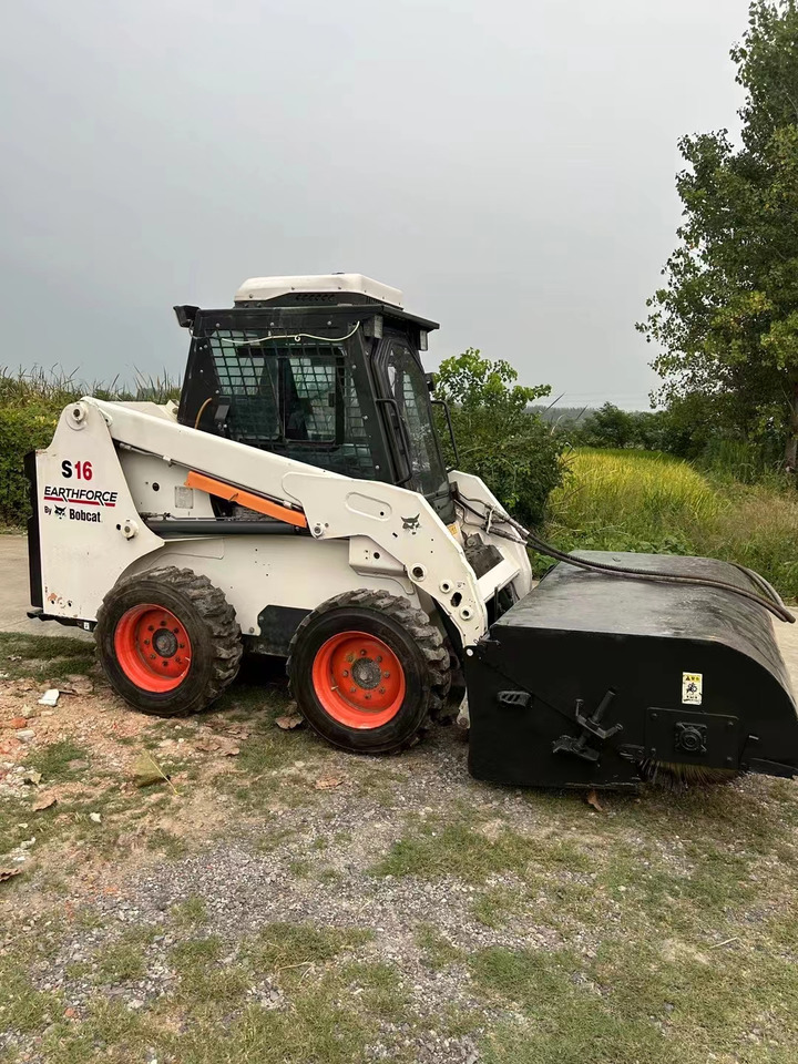 BOBCAT S16 - Mini utovarivač: slika 2 BOBCAT S16 - Mini utovarivač: slika 2