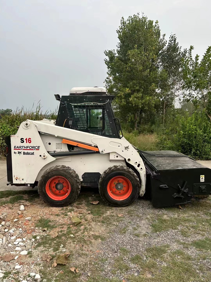 BOBCAT S16 - Mini utovarivač: slika 1 BOBCAT S16 - Mini utovarivač: slika 1