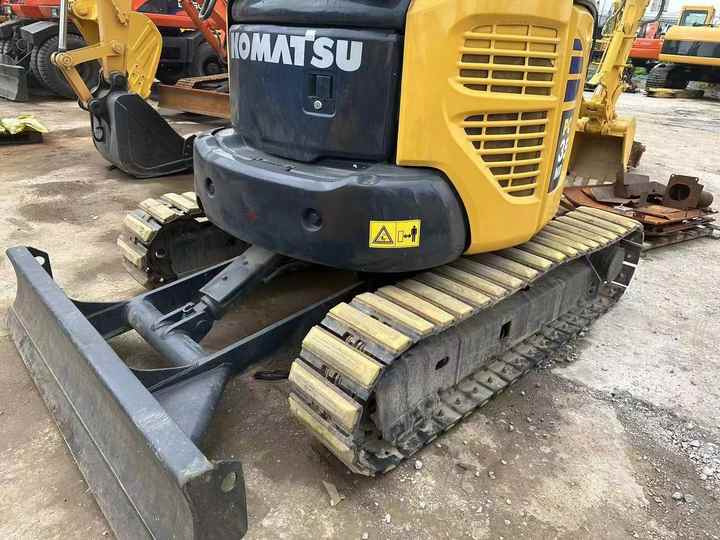 Best Quality Komatsu PC35mr Used Mini Excavator Earth-moving Machinery in Good Condition - Bager guseničar: slika 4 Best Quality Komatsu PC35mr Used Mini Excavator Earth-moving Machinery in Good Condition - Bager guseničar: slika 4