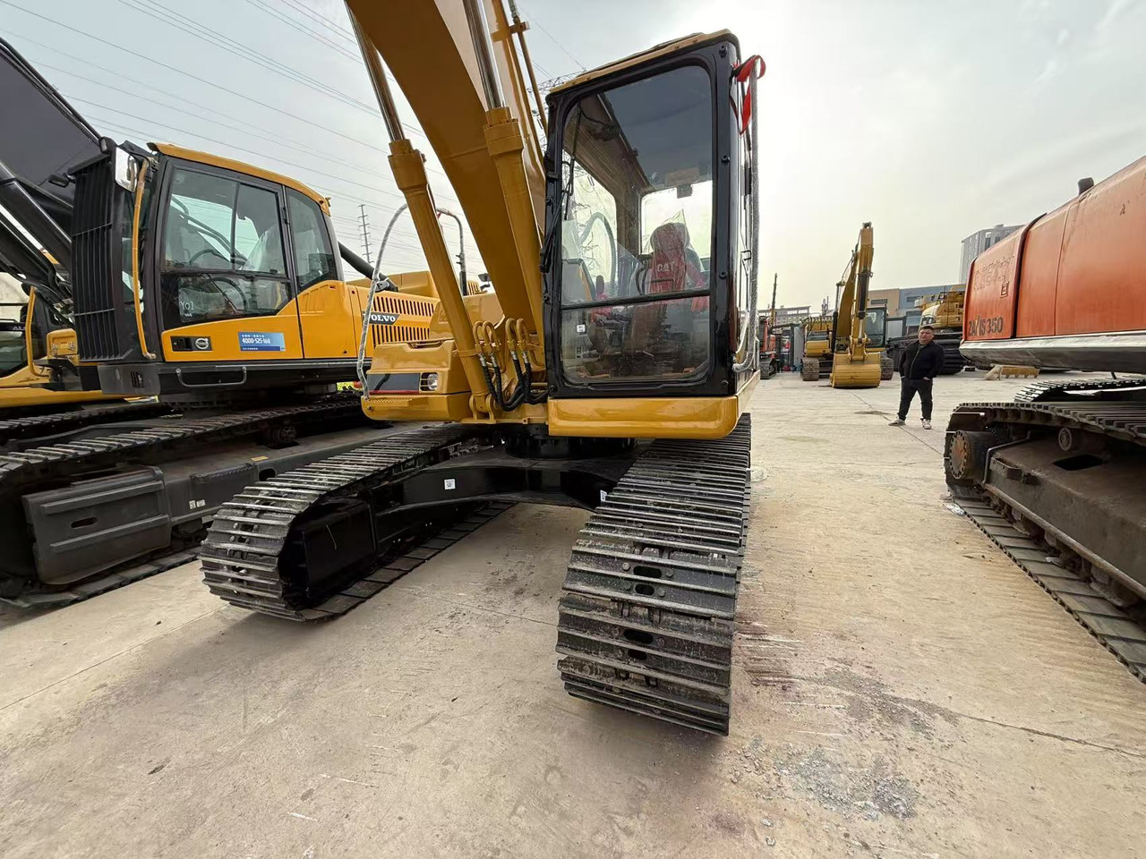 Bager guseničar CATERPILLAR 320b [ Copy ] [ Copy ] [ Copy ]: slika 9