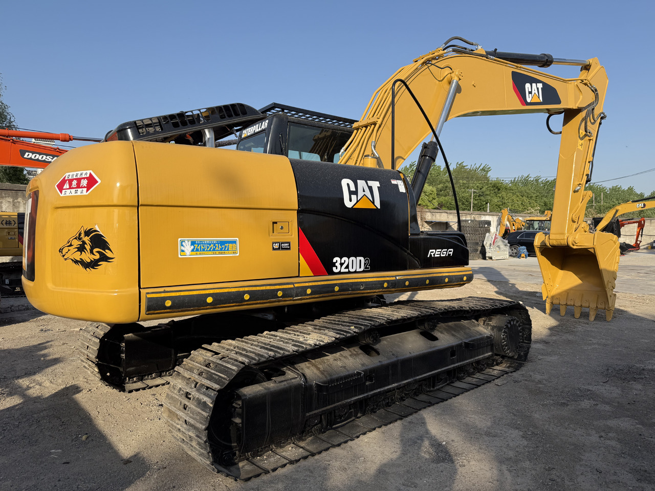 CATERPILLAR used cat 320d - Bager guseničar: slika 1 CATERPILLAR used cat 320d - Bager guseničar: slika 1