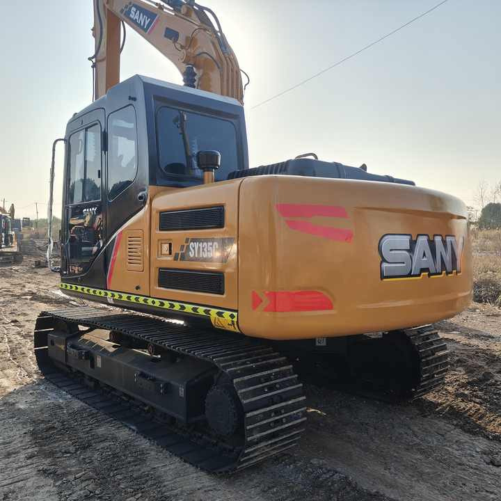 China Brand Used Sany China Brand Used Sany Sy135c Mini Excavator 6ton Crawler Earth Digger Machine for Sale - Mini bager: slika 5 China Brand Used Sany China Brand Used Sany Sy135c Mini Excavator 6ton Crawler Earth Digger Machine for Sale - Mini bager: slika 5