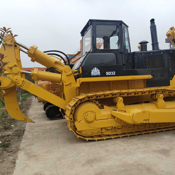 China Famous Brand Shantui Used Sahntui Sd32 Crawler Bulldozer Superior Performance Strong Power Low Price for Sale - Buldožer: slika 4 China Famous Brand Shantui Used Sahntui Sd32 Crawler Bulldozer Superior Performance Strong Power Low Price for Sale - Buldožer: slika 4