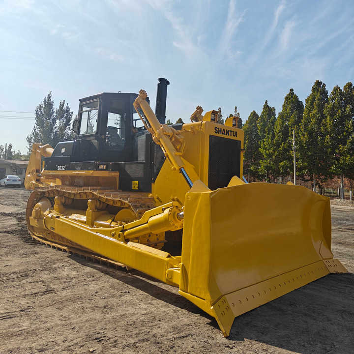 China Famous Brand Shantui Used Sahntui Sd32 Crawler Bulldozer Superior Performance Strong Power Low Price for Sale - Buldožer: slika 1 China Famous Brand Shantui Used Sahntui Sd32 Crawler Bulldozer Superior Performance Strong Power Low Price for Sale - Buldožer: slika 1