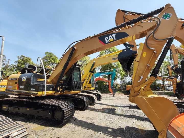 Durable Second Hand Machine Original Used Caterpillar Excavator CAT 330D2 USED 329D2 320D2 325D 315D Excavator - Bager guseničar: slika 3 Durable Second Hand Machine Original Used Caterpillar Excavator CAT 330D2 USED 329D2 320D2 325D 315D Excavator - Bager guseničar: slika 3