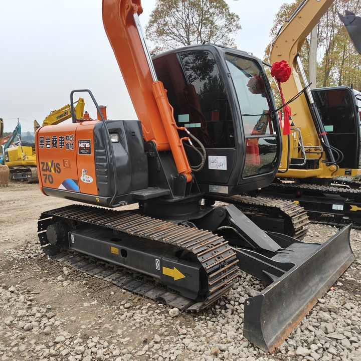 HITACHI ZX70 Original Japan Surplus Hitachi ZX70 for Sale - Bager guseničar: slika 1 HITACHI ZX70 Original Japan Surplus Hitachi ZX70 for Sale - Bager guseničar: slika 1