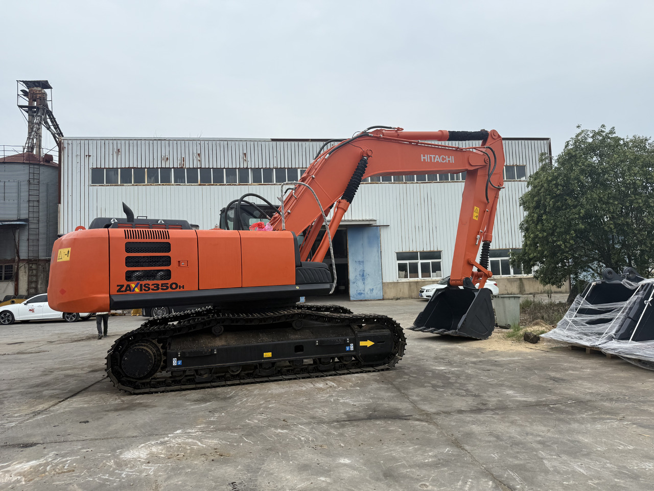 Hitachi 350-5g - Bager guseničar: slika 5 Hitachi 350-5g - Bager guseničar: slika 5