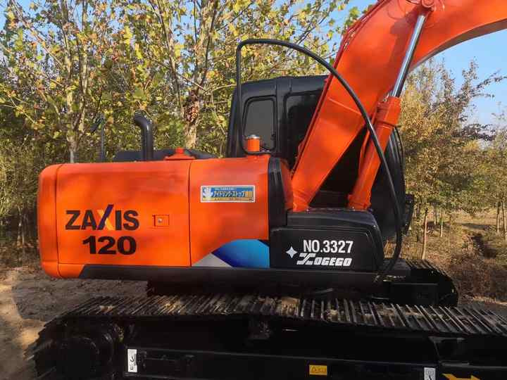 Hitachi Brand Zx210 Crawler Excavator 21tons Digger for Sale Used Hitachi Zx200 210 350 Excavator in Stock on Sale - Bager: slika 4 Hitachi Brand Zx210 Crawler Excavator 21tons Digger for Sale Used Hitachi Zx200 210 350 Excavator in Stock on Sale - Bager: slika 4