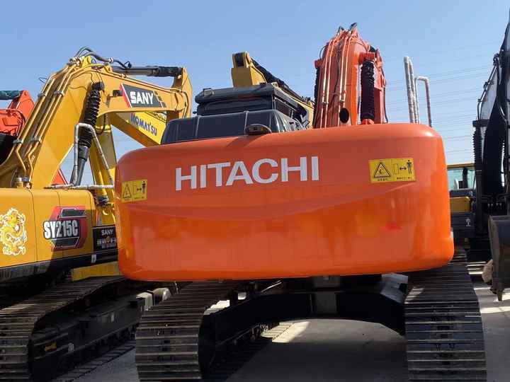 Hitachi Brand Zx210 Crawler Excavator 21tons Digger for Sale Used Hitachi Zx200 210 350 Excavator in Stock on Sale - Bager guseničar: slika 4 Hitachi Brand Zx210 Crawler Excavator 21tons Digger for Sale Used Hitachi Zx200 210 350 Excavator in Stock on Sale - Bager guseničar: slika 4