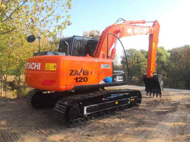 Hitachi Brand Zx210 Crawler Excavator 21tons Digger for Sale Used Hitachi Zx200 210 350 Excavator in Stock on Sale - Bager: slika 3 Hitachi Brand Zx210 Crawler Excavator 21tons Digger for Sale Used Hitachi Zx200 210 350 Excavator in Stock on Sale - Bager: slika 3