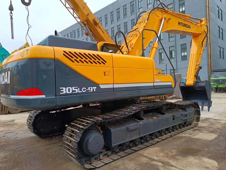 Hyundai Digger 305LC-9T Second Hand Korea Made High Performance Machine Hyundai Excavator for Sale - Bager guseničar: slika 2 Hyundai Digger 305LC-9T Second Hand Korea Made High Performance Machine Hyundai Excavator for Sale - Bager guseničar: slika 2