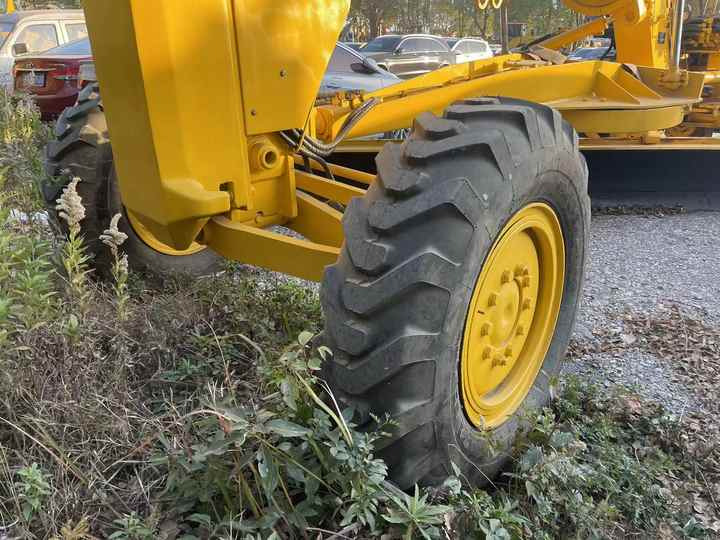 Japan Komatsu GD655 Motor Grader Cheap Price Komatsu Road Grader GD655 Good Condition in China - Grejder: slika 5 Japan Komatsu GD655 Motor Grader Cheap Price Komatsu Road Grader GD655 Good Condition in China - Grejder: slika 5