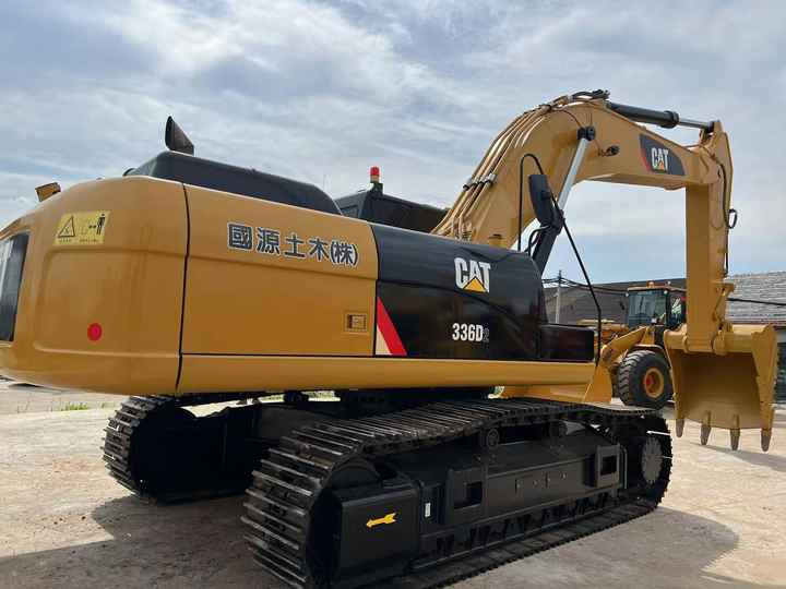 Japan Origin High Quality Used Caterpillar Cat336d Digger Best Price Large 36 Tons Earth-moving Machinery - Bager guseničar: slika 3 Japan Origin High Quality Used Caterpillar Cat336d Digger Best Price Large 36 Tons Earth-moving Machinery - Bager guseničar: slika 3