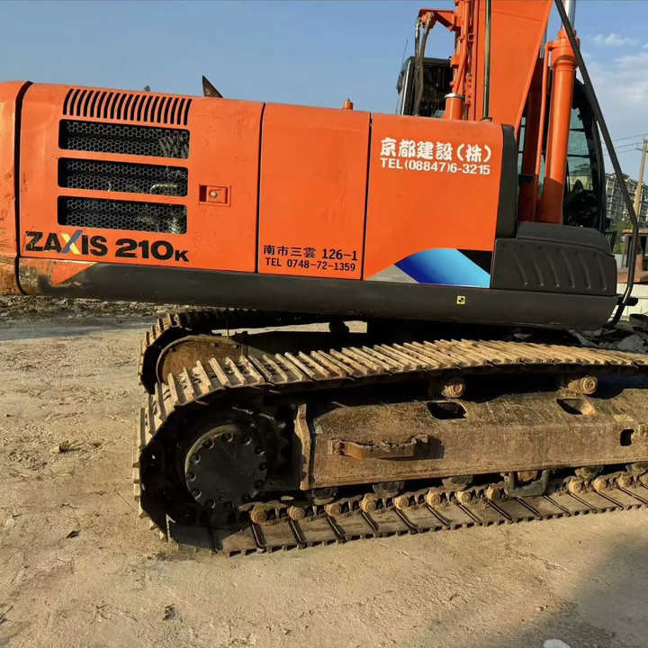Japanese Original Hitachi 210 Outdoor Crawler Type Second-hand Excavator - Bager guseničar: slika 1 Japanese Original Hitachi 210 Outdoor Crawler Type Second-hand Excavator - Bager guseničar: slika 1