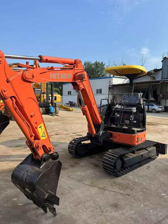 Mini 3-Ton Excavator used Hitachi ZX30 excavator with Excellent Performance and Low Price for sale! - Bager: slika 5 Mini 3-Ton Excavator used Hitachi ZX30 excavator with Excellent Performance and Low Price for sale! - Bager: slika 5