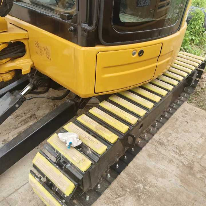 Mini Caterpillar 303.5E Excavator for Sale Second Hand Original Caterpillar 3tons Excavator in Sale - Bager: slika 4 Mini Caterpillar 303.5E Excavator for Sale Second Hand Original Caterpillar 3tons Excavator in Sale - Bager: slika 4