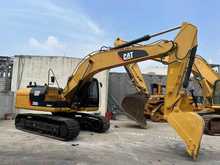 Reasonable Price Japan Original 330d2 Caterpillar Excavator CAT USED 329D2 320D2 325D 315D Excavator - Bager guseničar: slika 2 Reasonable Price Japan Original 330d2 Caterpillar Excavator CAT USED 329D2 320D2 325D 315D Excavator - Bager guseničar: slika 2