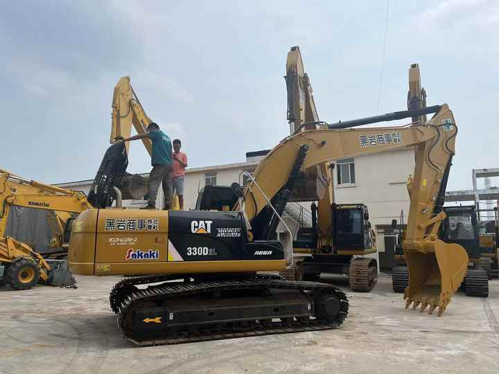 Second-Hand Caterpillar 330D2L Excavator for Sale | Reliable Caterpillar 330D2L Replacement Part - Bager guseničar: slika 5 Second-Hand Caterpillar 330D2L Excavator for Sale | Reliable Caterpillar 330D2L Replacement Part - Bager guseničar: slika 5