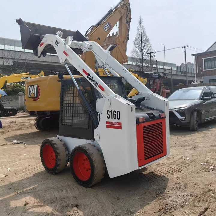 Used Bob Cat Bob Cat S160 Used Mini Skid Steer Wheel Loader Multifunctional Track Loaders Bobcat S160 2.7 Ton - Mini utovarivač: slika 5 Used Bob Cat Bob Cat S160 Used Mini Skid Steer Wheel Loader Multifunctional Track Loaders Bobcat S160 2.7 Ton - Mini utovarivač: slika 5
