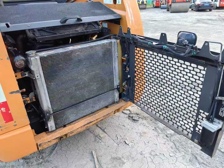 Used CASE 250 Skid Stree Loader Second Hand Machine Popular Brand case Hydraulic Machinery - Mini utovarivač: slika 3 Used CASE 250 Skid Stree Loader Second Hand Machine Popular Brand case Hydraulic Machinery - Mini utovarivač: slika 3