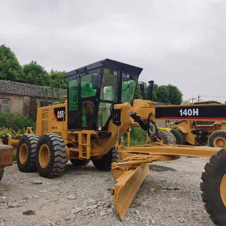 Used CAT 140H Motor Grader From Japan with Excellent Performance Caterpillar 140h in Good Condition for Sale - Grejder: slika 5 Used CAT 140H Motor Grader From Japan with Excellent Performance Caterpillar 140h in Good Condition for Sale - Grejder: slika 5