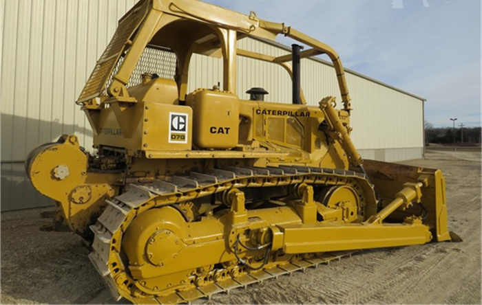 Used CAT D7 D7G Bulldozer with Winch /Caterpillar Bulldozer with Winch CAT D7G D7H D7R Dozer for Sale - Buldožer: slika 4 Used CAT D7 D7G Bulldozer with Winch /Caterpillar Bulldozer with Winch CAT D7G D7H D7R Dozer for Sale - Buldožer: slika 4