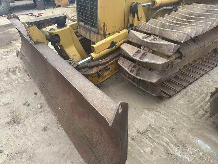 Used Caterpillar CAT D3G Land Road Motor Bulldozer CAT Used Grader Cheap Price for Sale - Buldožer: slika 5 Used Caterpillar CAT D3G Land Road Motor Bulldozer CAT Used Grader Cheap Price for Sale - Buldožer: slika 5