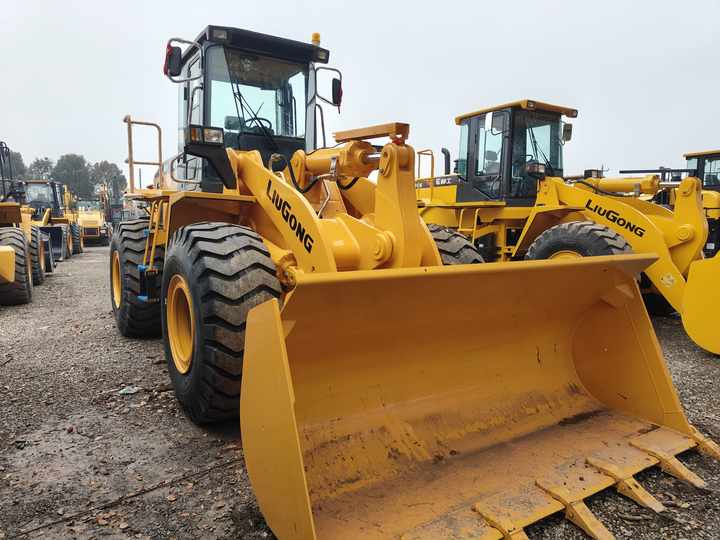 Used China Brand Wheel Loader Liugong Clg 856 Loader for Sale - Utovarivač točkaš: slika 3 Used China Brand Wheel Loader Liugong Clg 856 Loader for Sale - Utovarivač točkaš: slika 3
