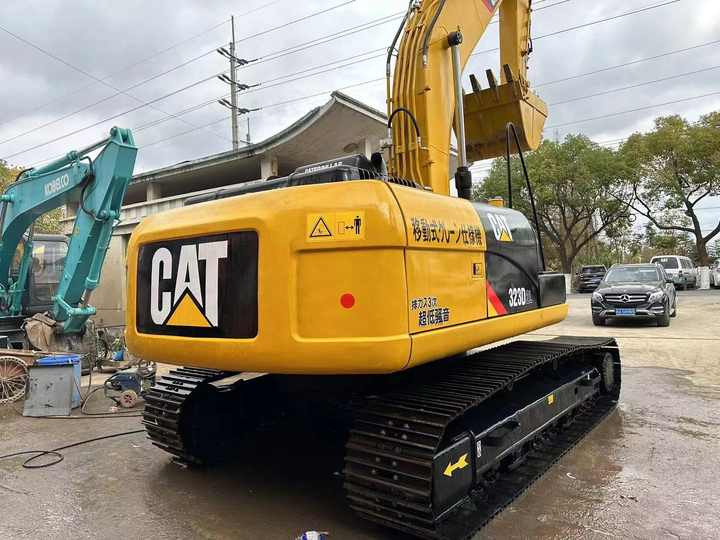 Used Digger CAT 323D2L Construction Machinery Construction Digger Used CAT 323D2L Cheap Excavator - Bager guseničar: slika 2 Used Digger CAT 323D2L Construction Machinery Construction Digger Used CAT 323D2L Cheap Excavator - Bager guseničar: slika 2